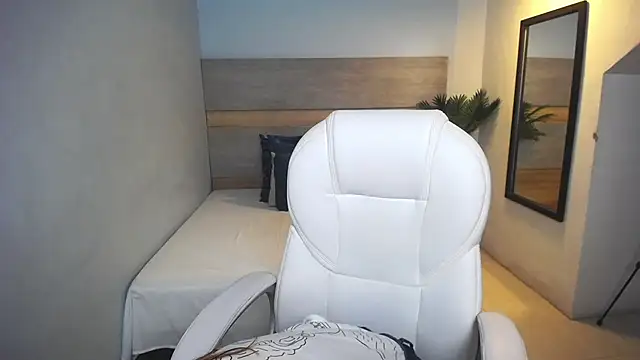 liseth fox online show from 01/16/25, 10:34