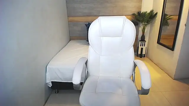 liseth fox online show from 01/18/25, 01:52