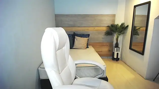 liseth fox online show from 01/29/25, 08:35