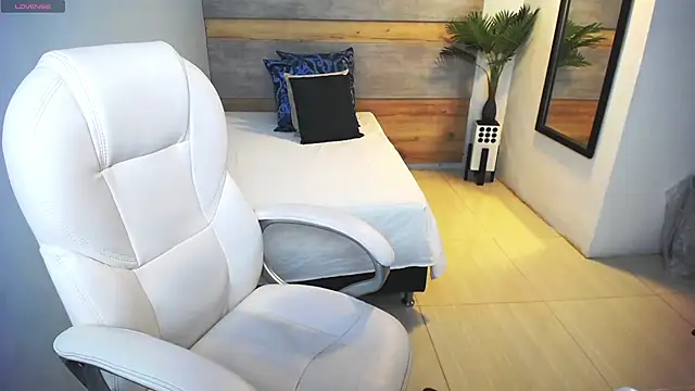 liseth fox online show from 03/06/25, 01:27