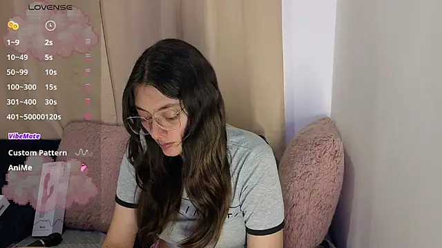 Snapshot of lessliee22_ chatting on 05/02/26, 07:35 lessliee22 online show from 05/02/26, 07:35
