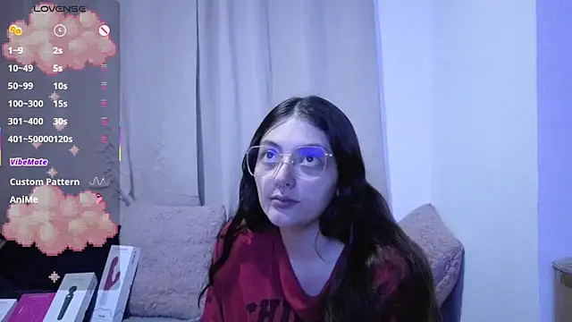 Snapshot of lessliee22_ chatting on 06/30/26, 04:35 lessliee22 online show from 06/30/26, 04:35