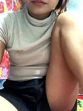 Snapshot of Cute_lady99 chatting on 01/13/26, 03:45 Cute lady99 online show from 01/13/26, 03:45