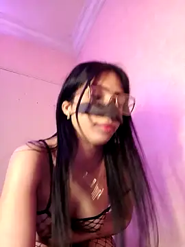 ---sophia--- online show from 04/08/26, 09:37