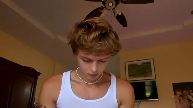 agelandreww online show from 02/05/26, 04:06