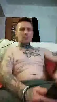 Snapshot of Schabernack1990 chatting on 01/29/25, 01:37 Schabernack1990 online show from 01/29/25, 01:37