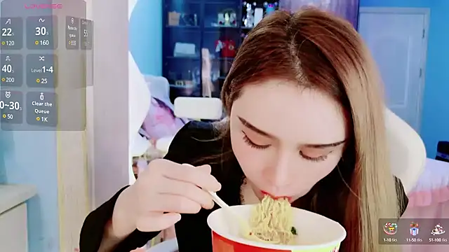 HU131452 online show from 01/03/25, 08:11