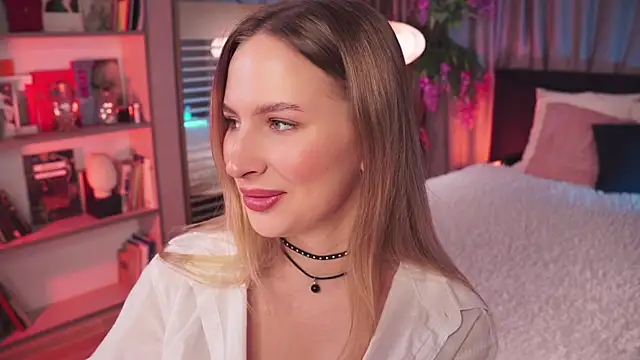 Snapshot of AnnLevine chatting on 02/02/25, 06:15 AnnLevine online show from 02/02/25, 06:15