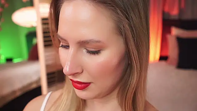 Snapshot of AnnLevine chatting on 02/21/25, 12:17 AnnLevine online show from 02/21/25, 12:17