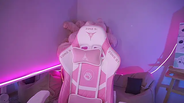 AnnLevine online show from 12/05/25, 02:03