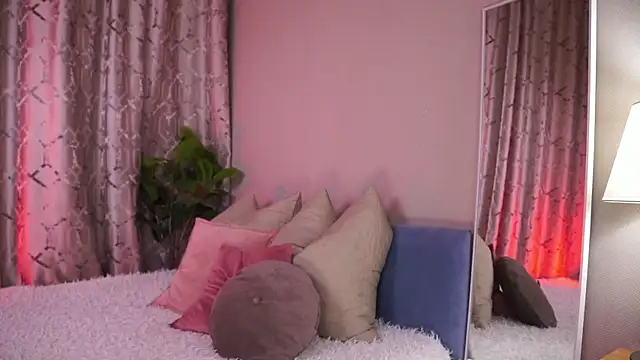 Snapshot of AnnLevine chatting on 01/16/26, 02:10 AnnLevine online show from 01/16/26, 02:10