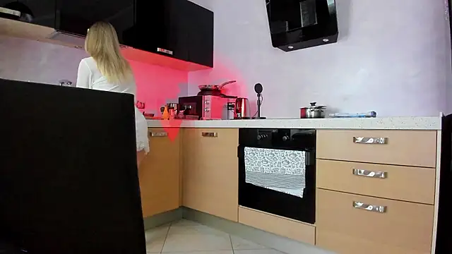 AnnLevine online show from 03/22/26, 01:03