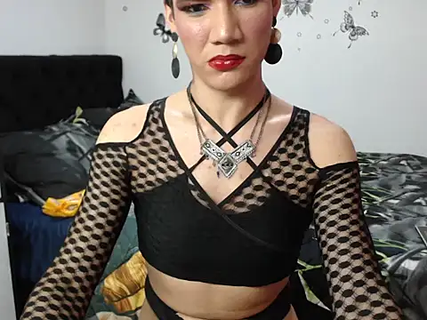 luna grans 777 online show from 04/17/26, 04:04