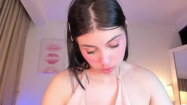 halseycox    online show from 05/20/26, 05:24