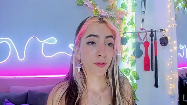 YouliteSllut2 online show from 02/06/25, 02:33