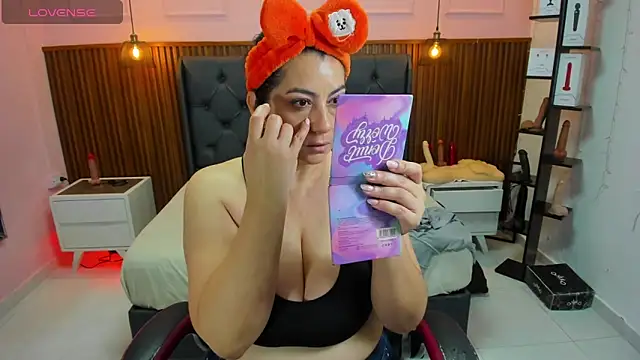 MEYLAGIA online show from 11/29/25, 02:47