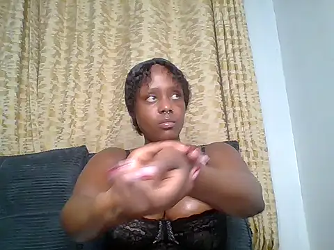 Miss Amani online show from 10/08/25, 07:55
