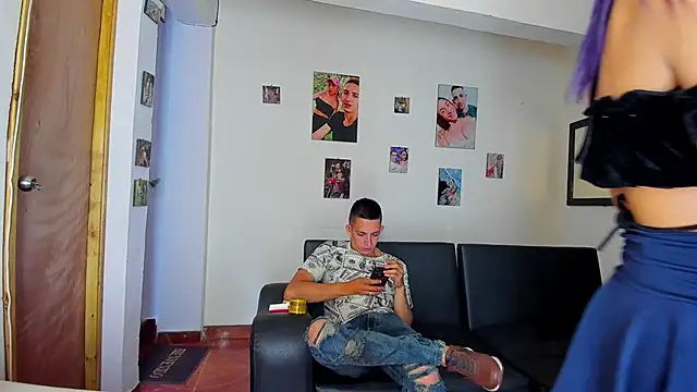 parejacaliente20154 online show from 09/11/25, 07:03