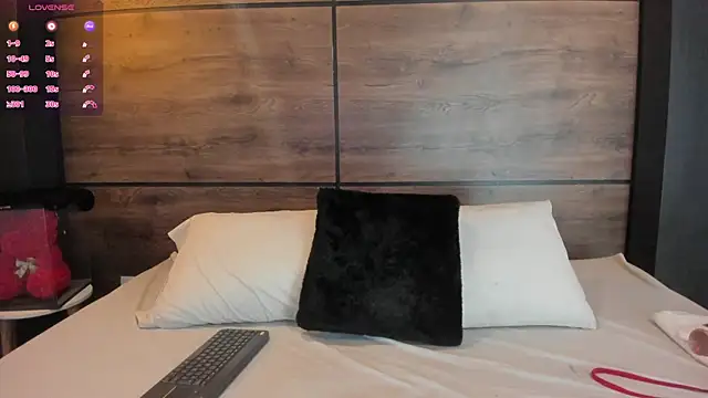 Leamonroe   online show from 01/07/25, 04:37