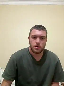 Snapshot of Franso13 chatting on 12/16/25, 06:46 Franso13 online show from 12/16/25, 06:46