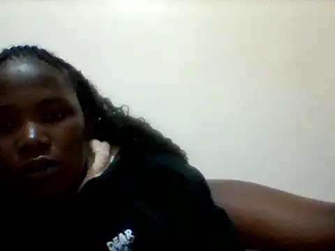 Snapshot of sweetangel41 chatting on 05/17/26, 03:41 sweetangel41 online show from 05/17/26, 03:41