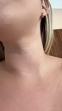 EmiilyAdams  online show from 02/28/26, 09:16