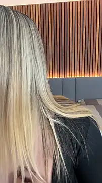 EmiilyAdams  online show from 04/08/26, 09:37