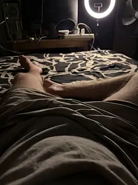 bisexualboy05 online show from 02/11/26, 08:25