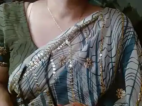 Snapshot of LOVERIAKOL chatting on 12/15/24, 09:45 LOVERIAKOL online show from 12/15/24, 09:45