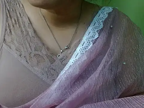 LOVERIAKOL online show from 02/20/26, 07:36