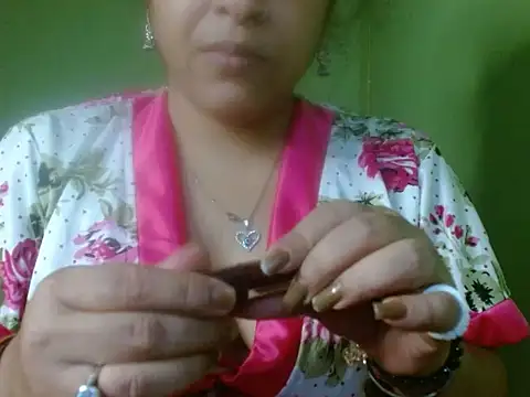 LOVERIAKOL online show from 03/23/26, 06:45