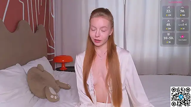EvaCroan online show from 05/10/26, 01:27