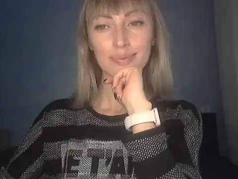 EffectMaya online show from 11/17/25, 10:54