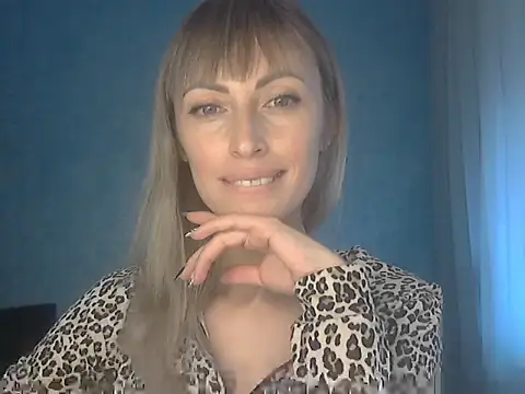 EffectMaya online show from 11/20/25, 12:27