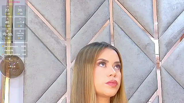 Snapshot of Emma-Conti chatting on 01/13/25, 12:35 Emma-Conti online show from 01/13/25, 12:35