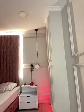 Snapshot of Emma-Conti chatting on 03/05/25, 12:33 Emma-Conti online show from 03/05/25, 12:33