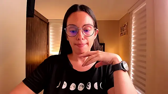 Snapshot of anabel_025 chatting on 02/18/25, 06:37 anabel 025 online show from 02/18/25, 06:37