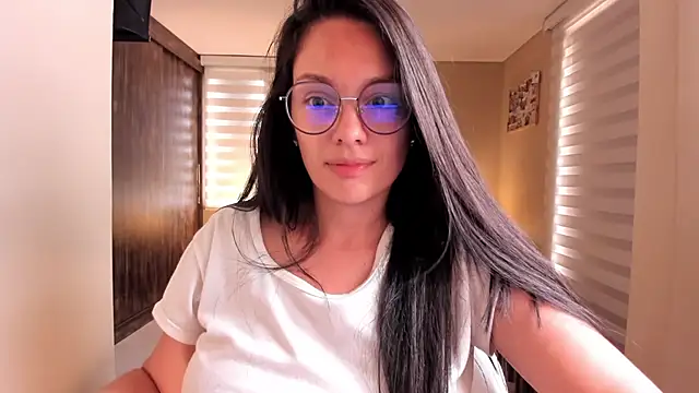 Snapshot of anabel_025 chatting on 03/14/25, 07:12 anabel 025 online show from 03/14/25, 07:12