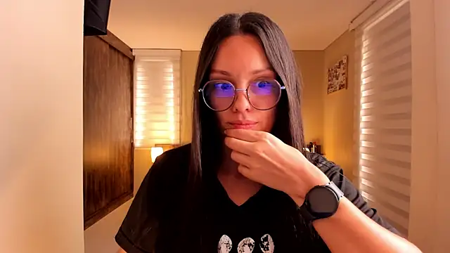 Snapshot of anabel_025 chatting on 09/16/25, 03:57 anabel 025 online show from 09/16/25, 03:57