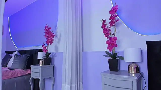 Julieta Cortes   online show from 01/23/25, 02:50