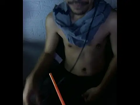 cloudyth1994 online show from 02/02/26, 12:09