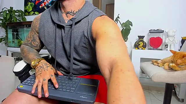 Johnnygrayson1 online show from 10/05/25, 12:20