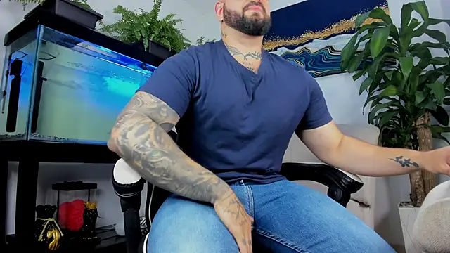 Snapshot of Johnnygrayson1 chatting on 07/24/26, 12:30 Johnnygrayson1 online show from 07/24/26, 12:30