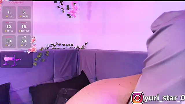 Yuri Stars online show from 11/25/25, 04:56