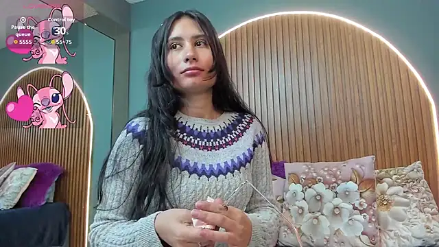 NayeCloud online show from 09/11/25, 03:28