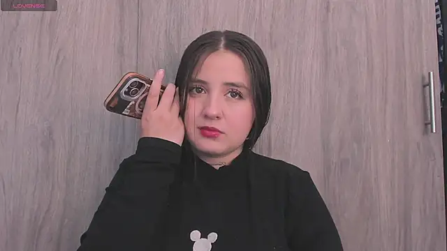 Snapshot of Sabrina_Lennox chatting on 05/14/26, 02:18 Sabrina Lennox online show from 05/14/26, 02:18
