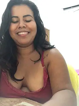 Snapshot of lollitta-33677 chatting on 01/09/25, 04:52 lollitta-33677 online show from 01/09/25, 04:52