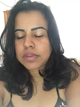 Snapshot of lollitta-33677 chatting on 02/22/25, 03:36 lollitta-33677 online show from 02/22/25, 03:36