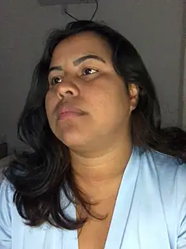 Snapshot of lollitta-33677 chatting on 03/08/25, 08:11 lollitta-33677 online show from 03/08/25, 08:11