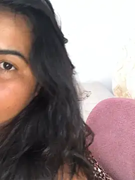 Snapshot of lollitta-33677 chatting on 03/16/25, 10:42 lollitta-33677 online show from 03/16/25, 10:42